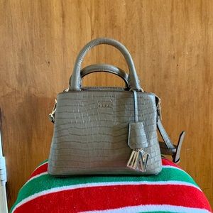 Pre-loved DKNY crocodile hand/shoulder bag